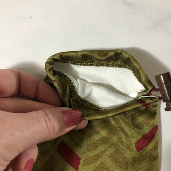 Fossil Green & Red Fabric Glasses/Sunglasses Pouch - Picture 3 of 5